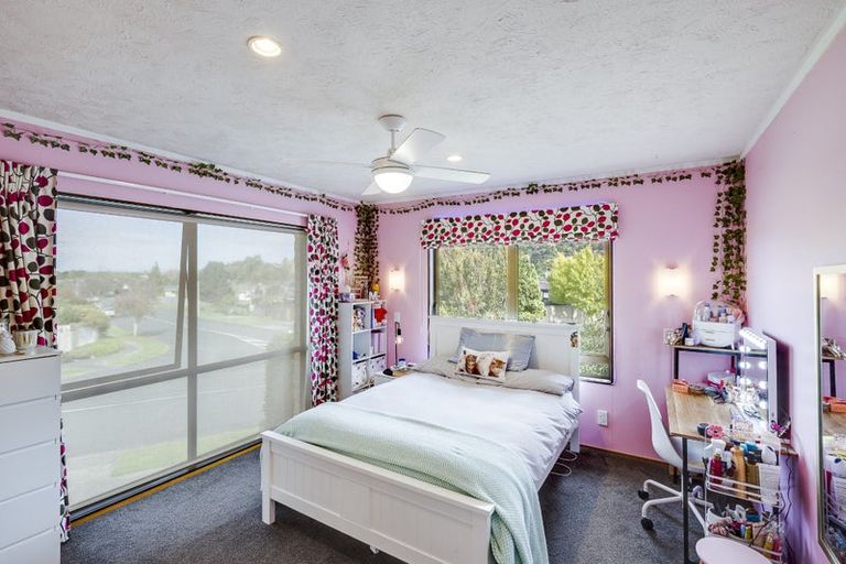 Photo of property in 1 Ewan Place, Taradale, Napier, 4112