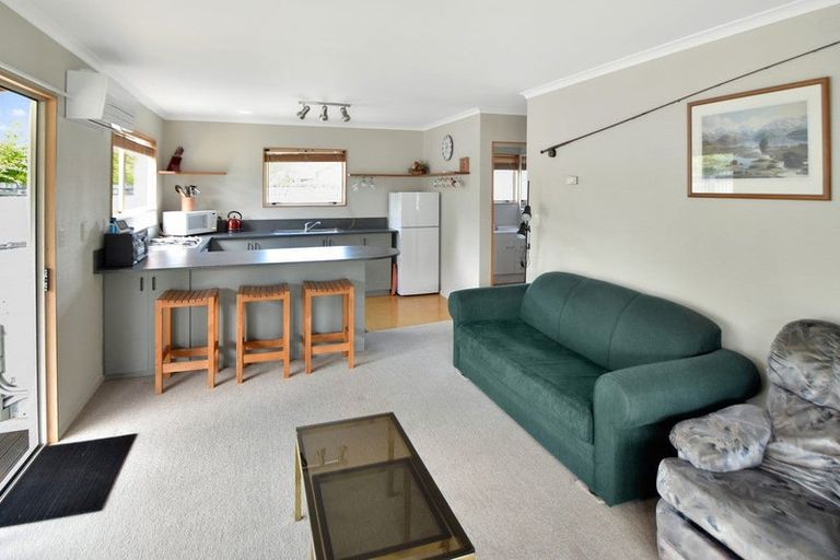 Photo of property in 9 Glenbrook Crescent, Twizel, 7901