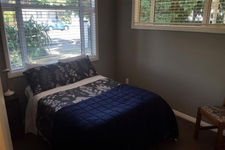 Photo of property in 356 Saint Aubyn Street, Moturoa, New Plymouth, 4310