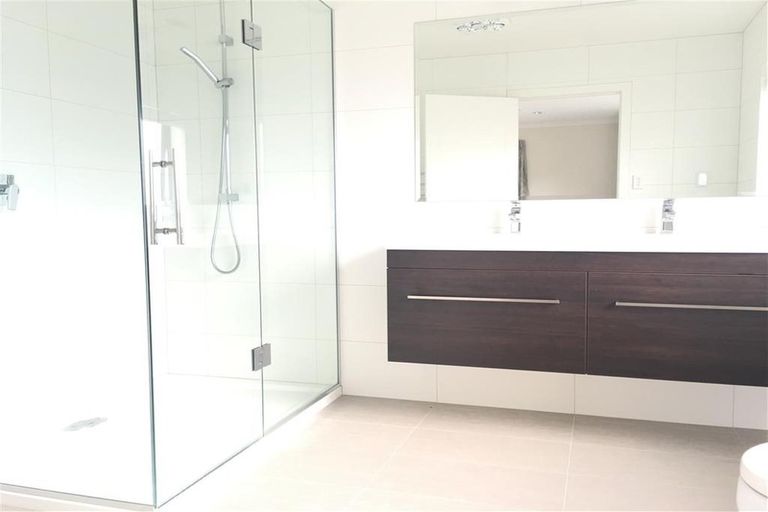 Photo of property in 33 Remuremu Street, Long Bay, Auckland, 0630