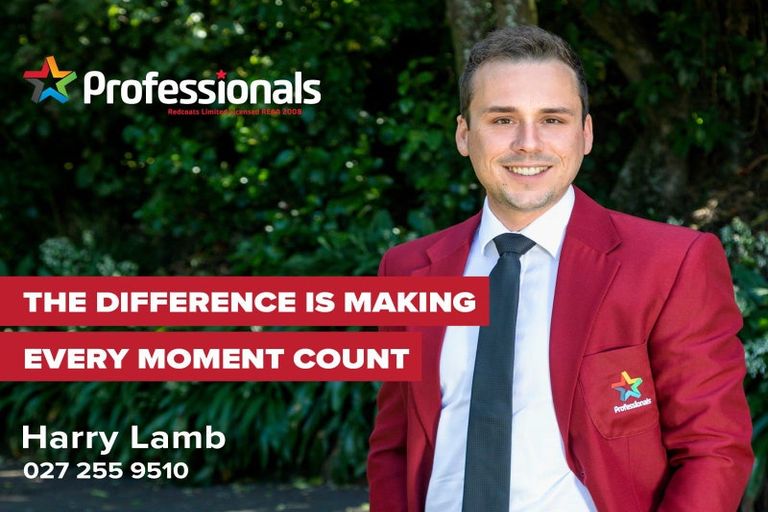 Photo of property in 35 Acacia Avenue, Maungaraki, Lower Hutt, 5010