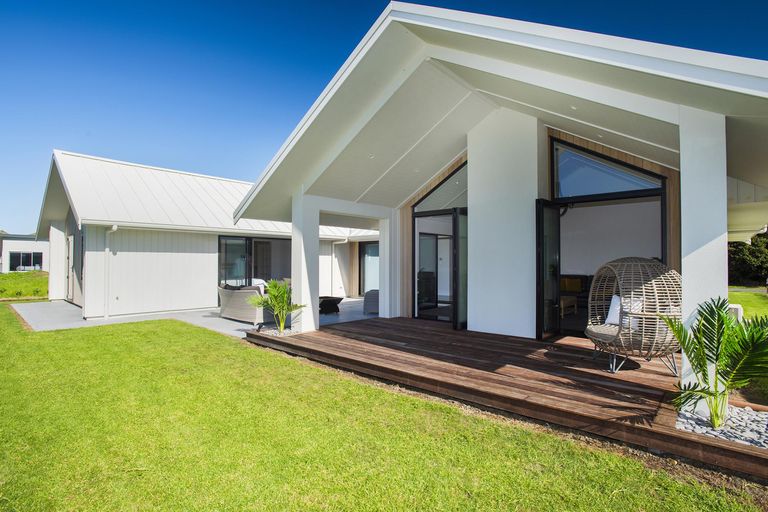 Photo of property in 13 Beach Cove, Wainui, Gisborne, 4010