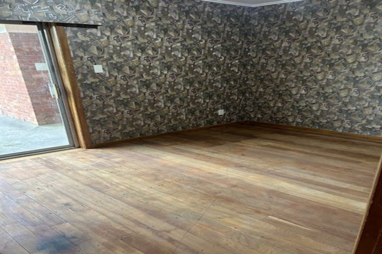 Photo of property in 2 Sunburst Street, Papakura, 2110