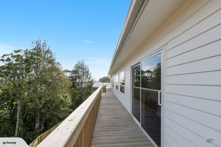 Photo of property in 54 Ainslee Street, Highlands Park, New Plymouth, 4312