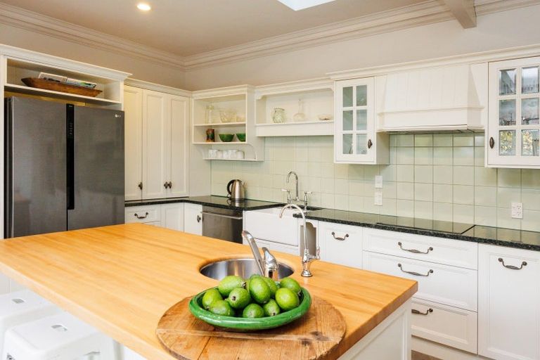 Photo of property in 20 Homestead Lane, Fitzherbert, Palmerston North, 4471