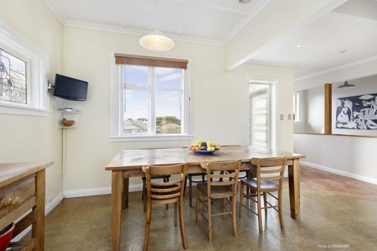 Photo of property in 39 Hatton Street, Karori, Wellington, 6012