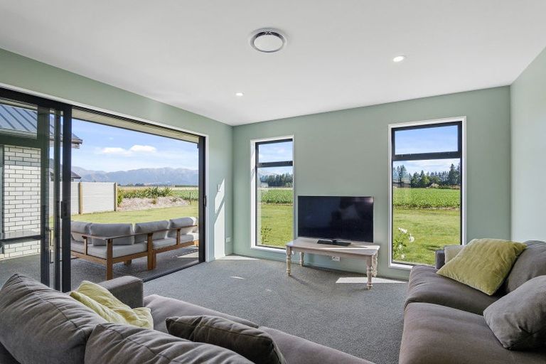 Photo of property in 10 Tactician Lane, Methven, 7730