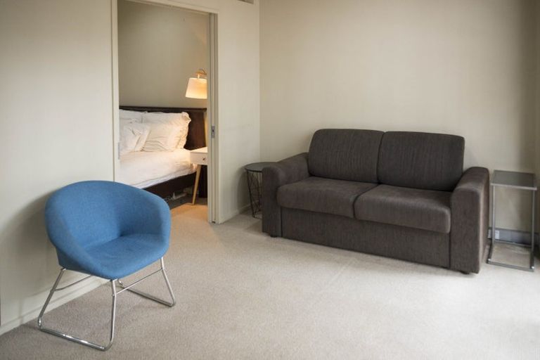 Photo of property in Atrium Apartments, 2c/154 The Terrace, Wellington Central, Wellington, 6011