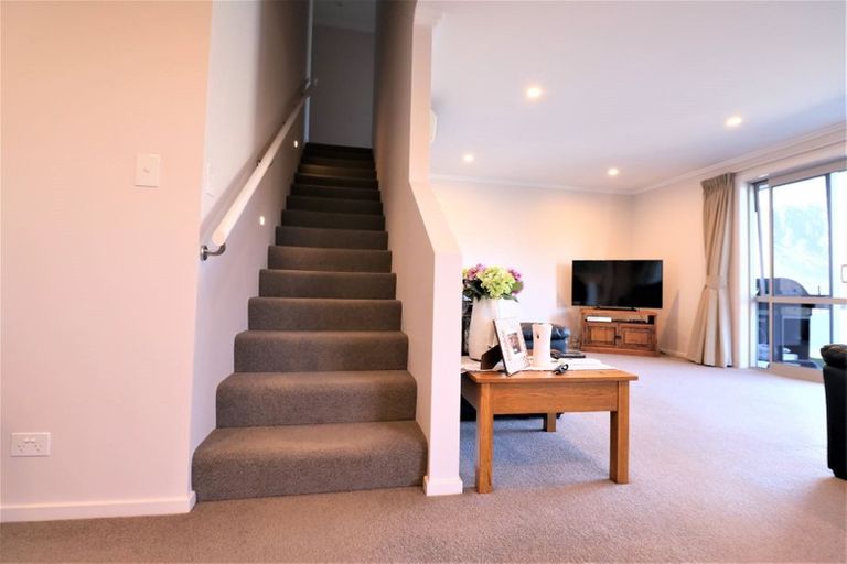 Photo of property in 16 De La Mare Place, Frankton, Queenstown, 9300