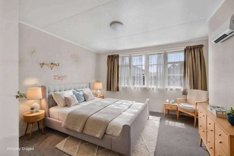 Photo of property in 61 Parsons Street, Frankleigh Park, New Plymouth, 4310