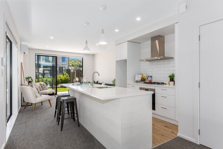 Photo of property in 3 Tokitoki Way, Kenepuru, Porirua, 5022