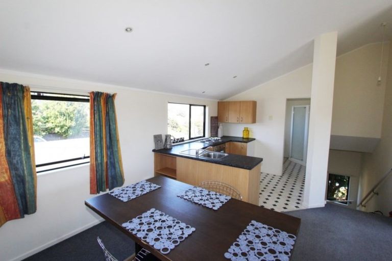 Photo of property in 16 Morere Street, Titahi Bay, Porirua, 5022