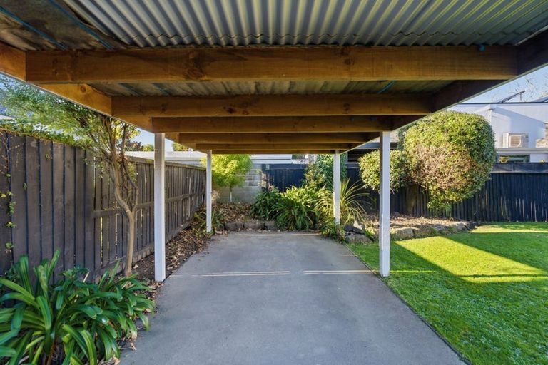 Photo of property in 64b Innes Road, St Albans, Christchurch, 8052