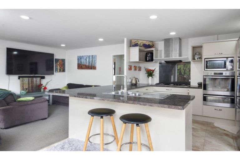 Photo of property in 163 Colombo Road, Waiuku, 2123