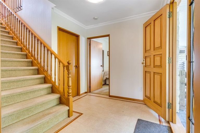 Photo of property in 8 Thurlestone Place, Burnside, Christchurch, 8053