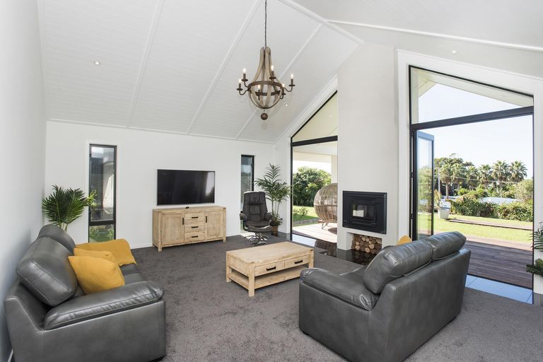 Photo of property in 13 Beach Cove, Wainui, Gisborne, 4010