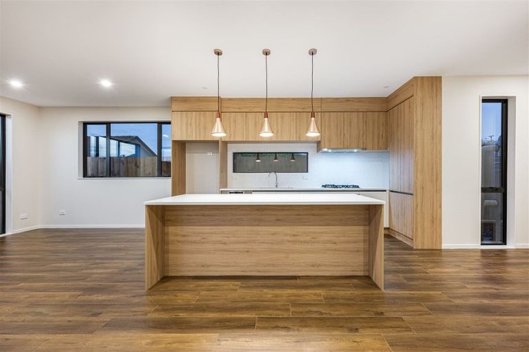 Photo of property in 46c Scott Avenue, Mangere Bridge, Auckland, 2022