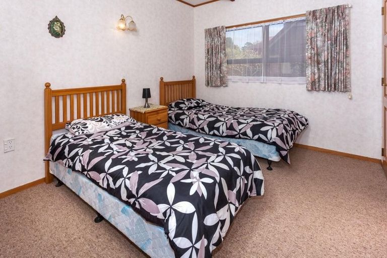 Photo of property in 107 Brook Place, Whangamata, 3620