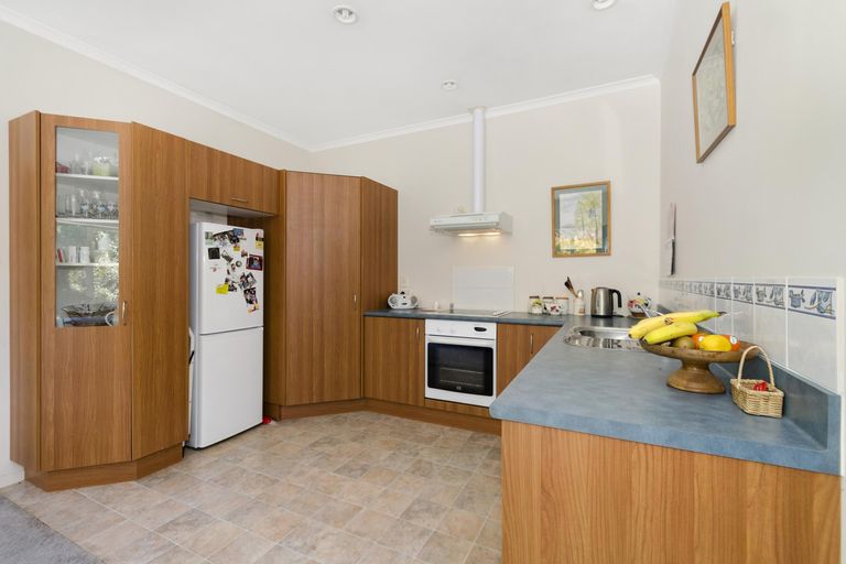 Photo of property in 24 Brookesmith Drive, Waiuku, 2123