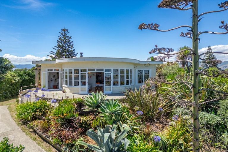 Photo of property in 28 Rodney Avenue, Te Horo Beach, Otaki, 5581