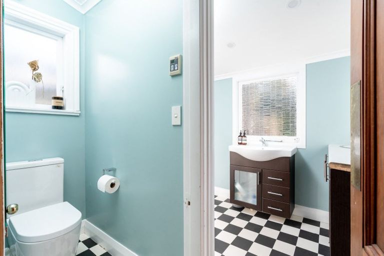 Photo of property in 232 Adelaide Road, Newtown, Wellington, 6021