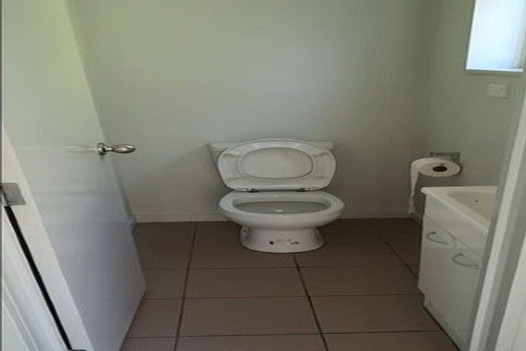 Photo of property in 26 Orontes Street, Shirley, Christchurch, 8013