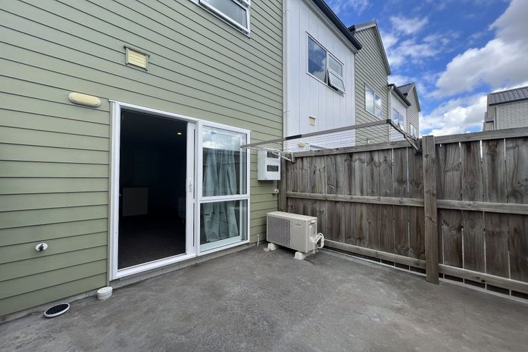 Photo of property in 23/10 Burrows Place, Frankton, Hamilton, 3204