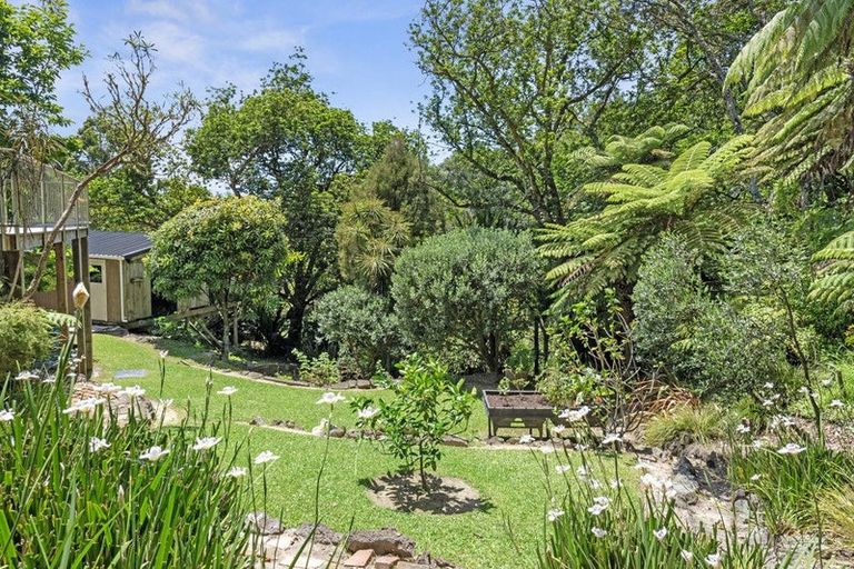 Photo of property in 95b Hinemoa Street, Birkenhead, Auckland, 0626