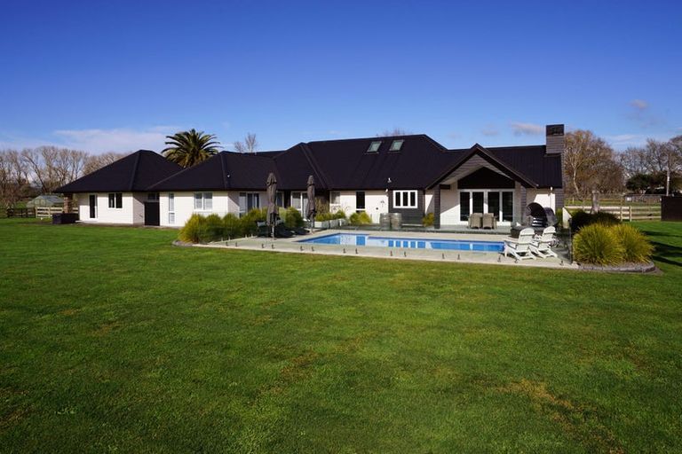 Photo of property in 298 Marshmeadow Road, Newstead, Hamilton, 3286