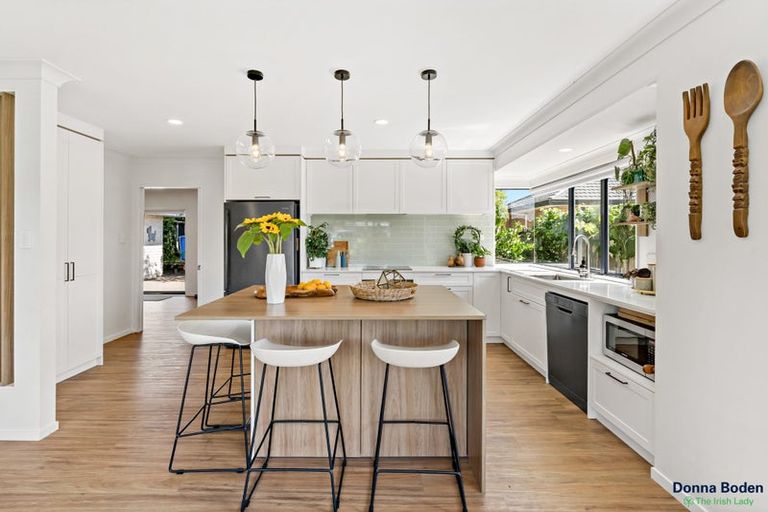 Photo of property in 13 Sunset Drive, Pukekohe, 2120