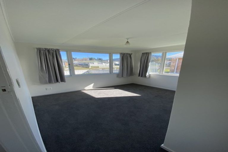 Photo of property in 4 Wing Place, Fordlands, Rotorua, 3015