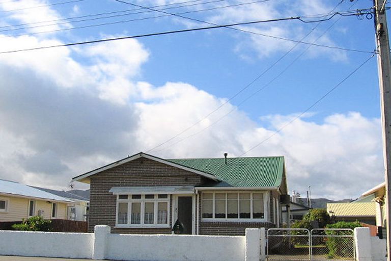Photo of property in 6 Collins Street, Petone, Lower Hutt, 5012