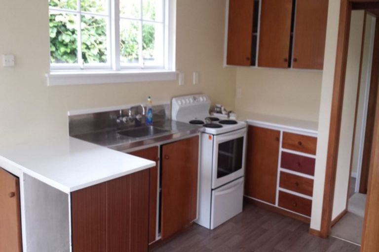 Photo of property in 35 Allard Street, Edgeware, Christchurch, 8013