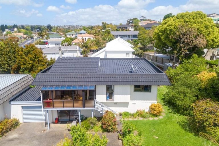 Photo of property in 2/23 Nile Road, Milford, Auckland, 0620