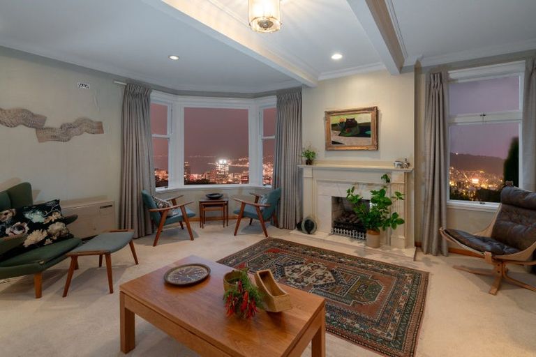 Photo of property in 2/15 Upland Road, Kelburn, Wellington, 6012