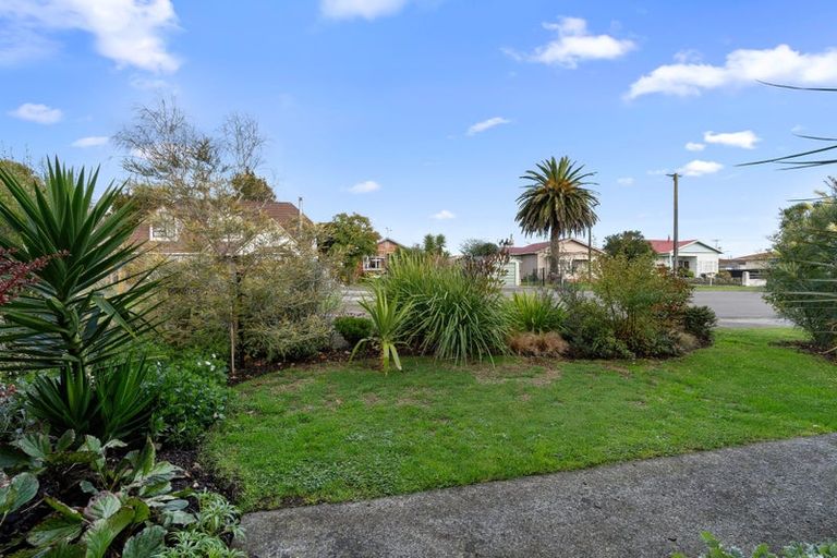 Photo of property in 37 Kent Street, Levin, 5510