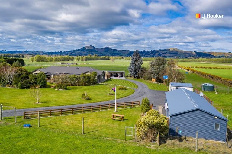 Photo of property in 461 Outram-mosgiel Road, Riverside, Outram, 9073
