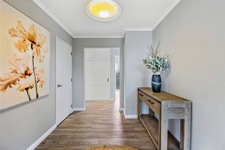 Photo of property in 1/23 Jacksons Road, Merivale, Christchurch, 8014