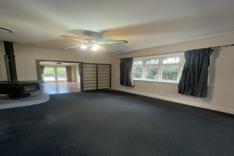 Photo of property in 12 Pannell Avenue, Wainoni, Christchurch, 8061