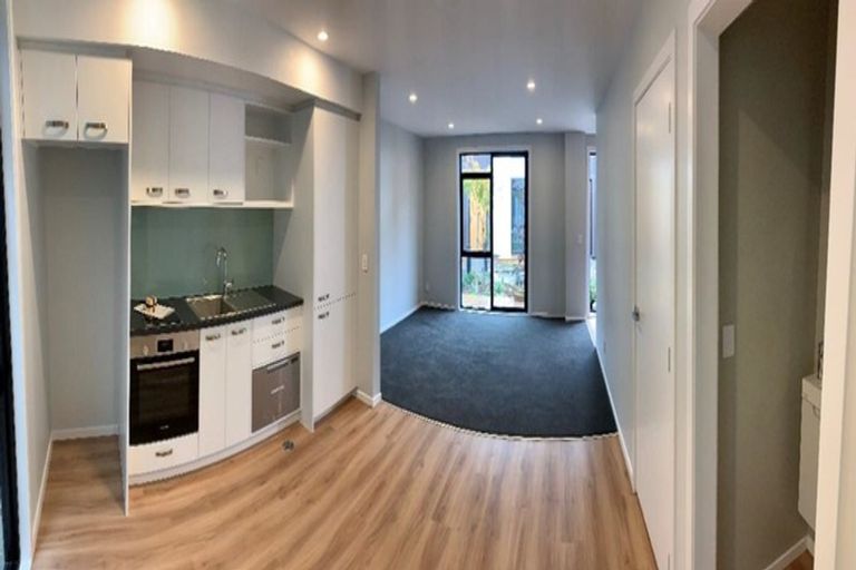 Photo of property in 8/185 High Street, Hutt Central, Lower Hutt, 5010