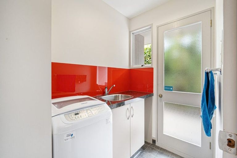 Photo of property in 2/8 Charlene Place, Hillsborough, Christchurch, 8022