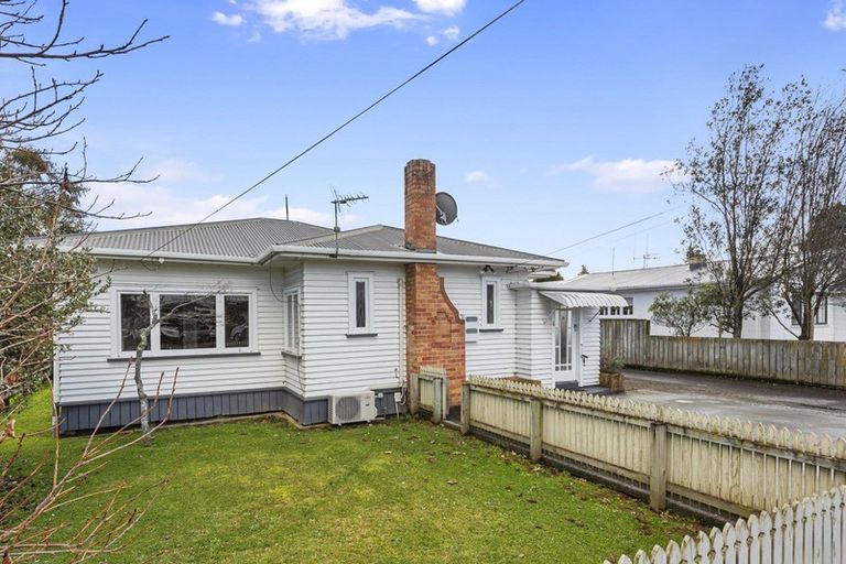 Photo of property in 6 Park Terrace, Hamilton Central, Hamilton, 3204