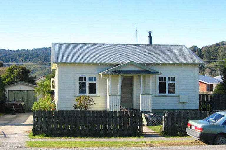 Photo of property in 151 High Street, Greymouth, 7805