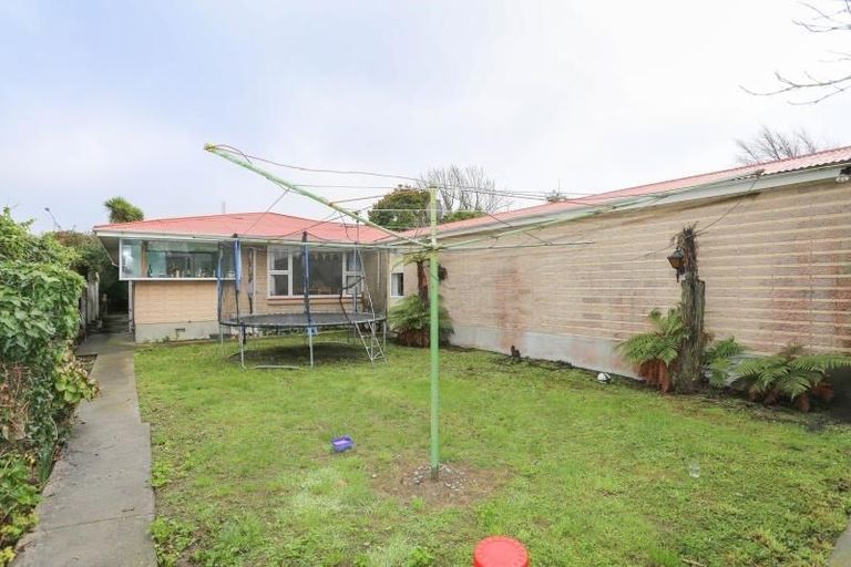 Photo of property in 110 Waimairi Road, Ilam, Christchurch, 8041