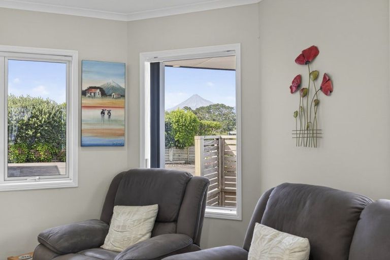 Photo of property in 38 Karamea Street, Whalers Gate, New Plymouth, 4310