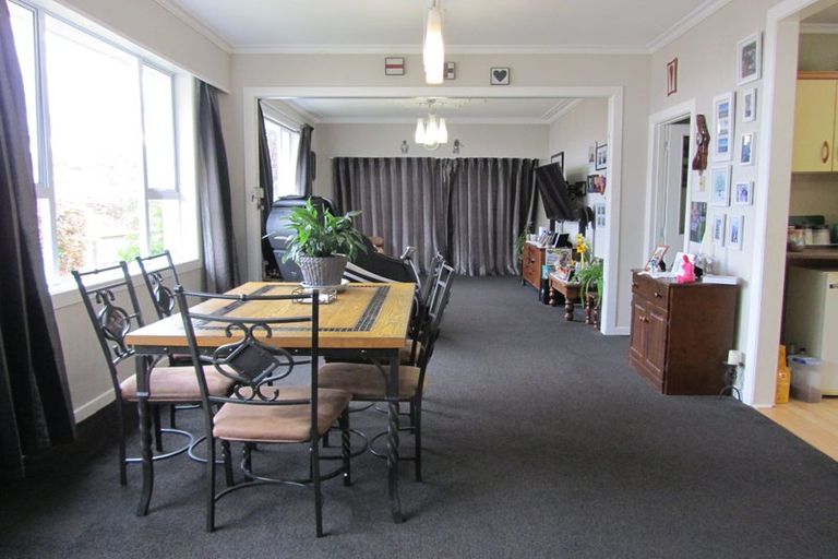 Photo of property in 32 Level Street, Dipton, 9791