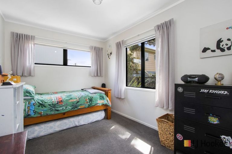 Photo of property in 68 The Crescent, Waihi Beach, 3611