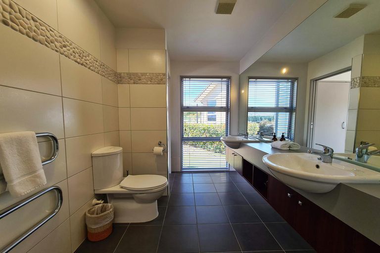 Photo of property in 9 Dwyer Place, Lake Tekapo, 7999