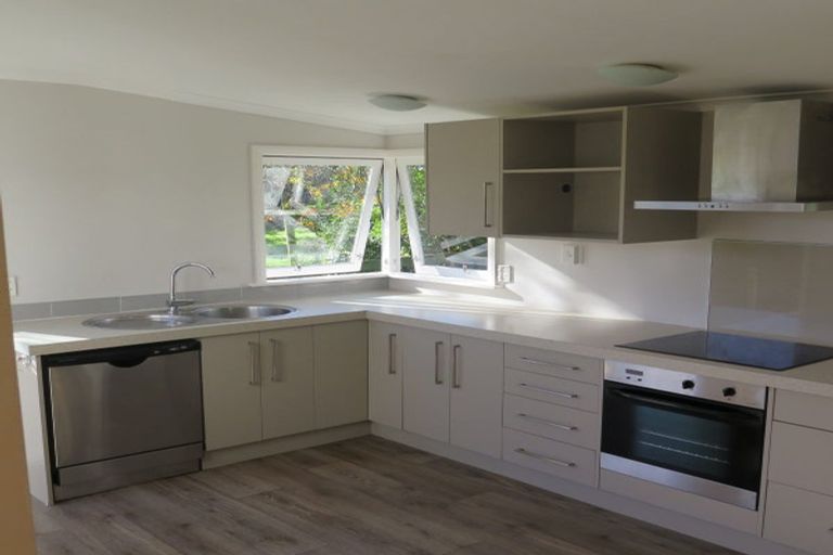 Photo of property in 106 Valley Road, Paraparaumu, 5032