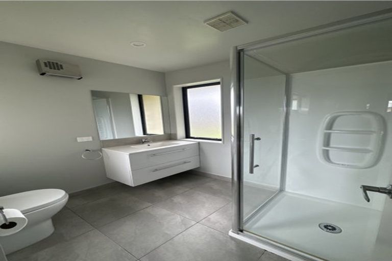 Photo of property in 6 Annie Jane Close, Rolleston, 7614